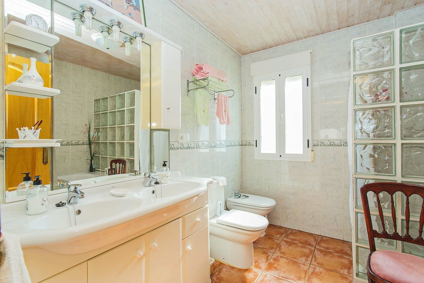 5 bedroom Villa for sale in Aguas Nuevas with pool garage - € 630,000 (Ref: 7738399)