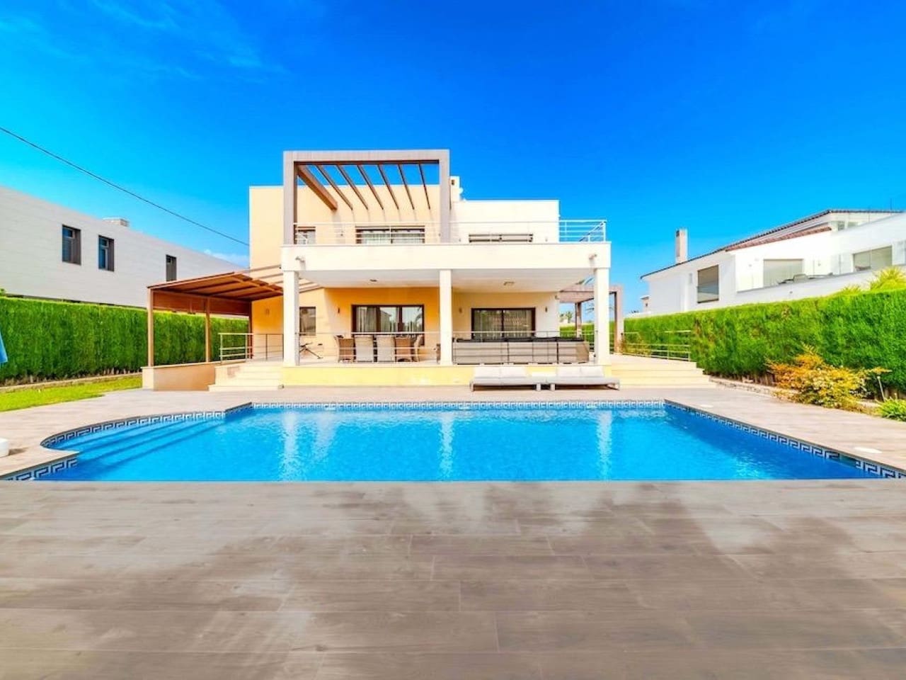 5 soveværelse Villa til salg i Cabo Roig med swimmingpool - € 1.995.000 (Ref: 7747751)