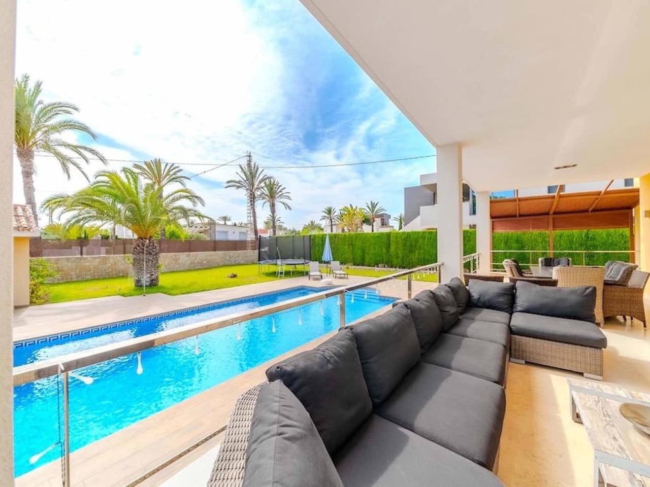 5 soveværelse Villa til salg i Cabo Roig med swimmingpool - € 1.995.000 (Ref: 7747751)