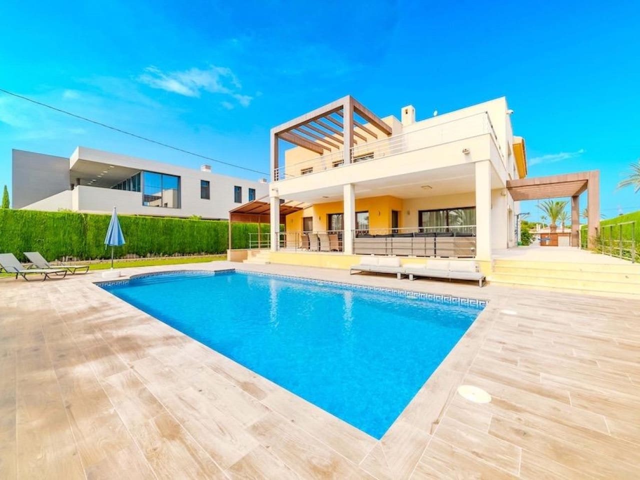 5 soveværelse Villa til salg i Cabo Roig med swimmingpool - € 1.995.000 (Ref: 7747751)