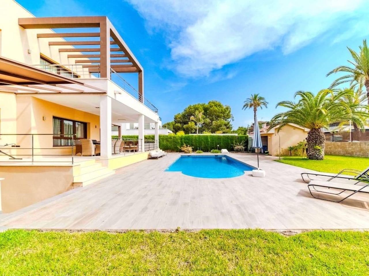 5 soveværelse Villa til salg i Cabo Roig med swimmingpool - € 1.995.000 (Ref: 7747751)