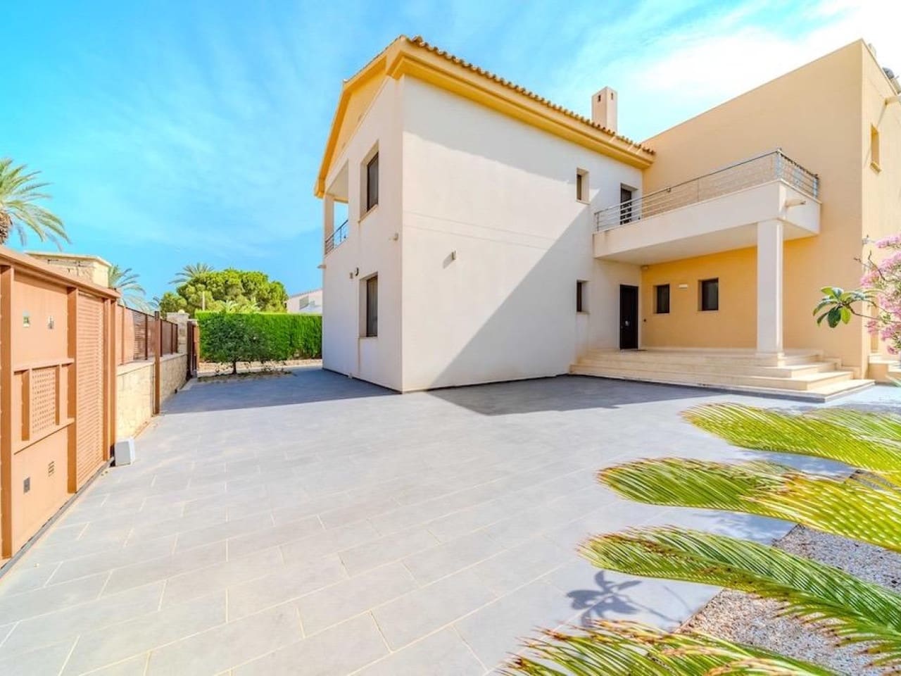 5 soveværelse Villa til salg i Cabo Roig med swimmingpool - € 1.995.000 (Ref: 7747751)
