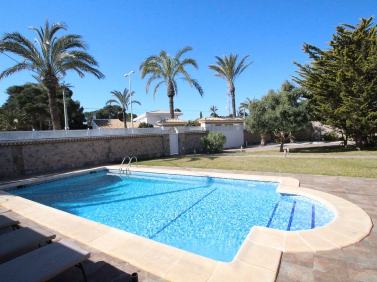 5 chambre Villa/Maison à vendre à Cabo Roig - 1 250 000 € (Ref: 7747759)