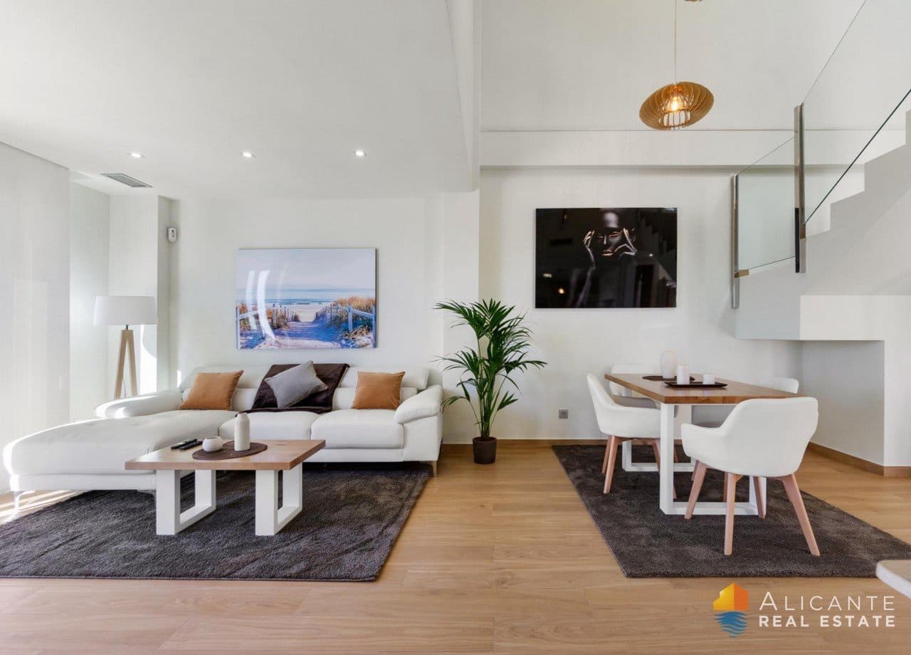 3 chambre Villa/Maison à vendre à Ciudad Quesada avec piscine - 649 000 € (Ref: 7765126)