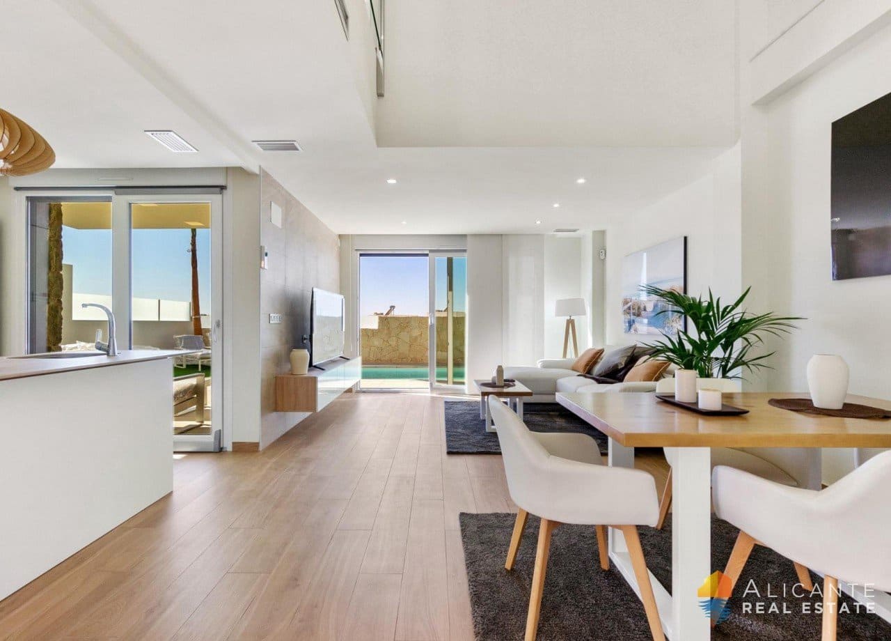 3 chambre Villa/Maison à vendre à Ciudad Quesada avec piscine - 649 000 € (Ref: 7765126)