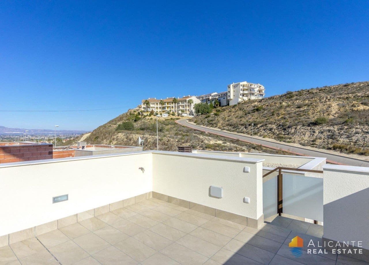 3 chambre Villa/Maison à vendre à Ciudad Quesada avec piscine - 649 000 € (Ref: 7765126)