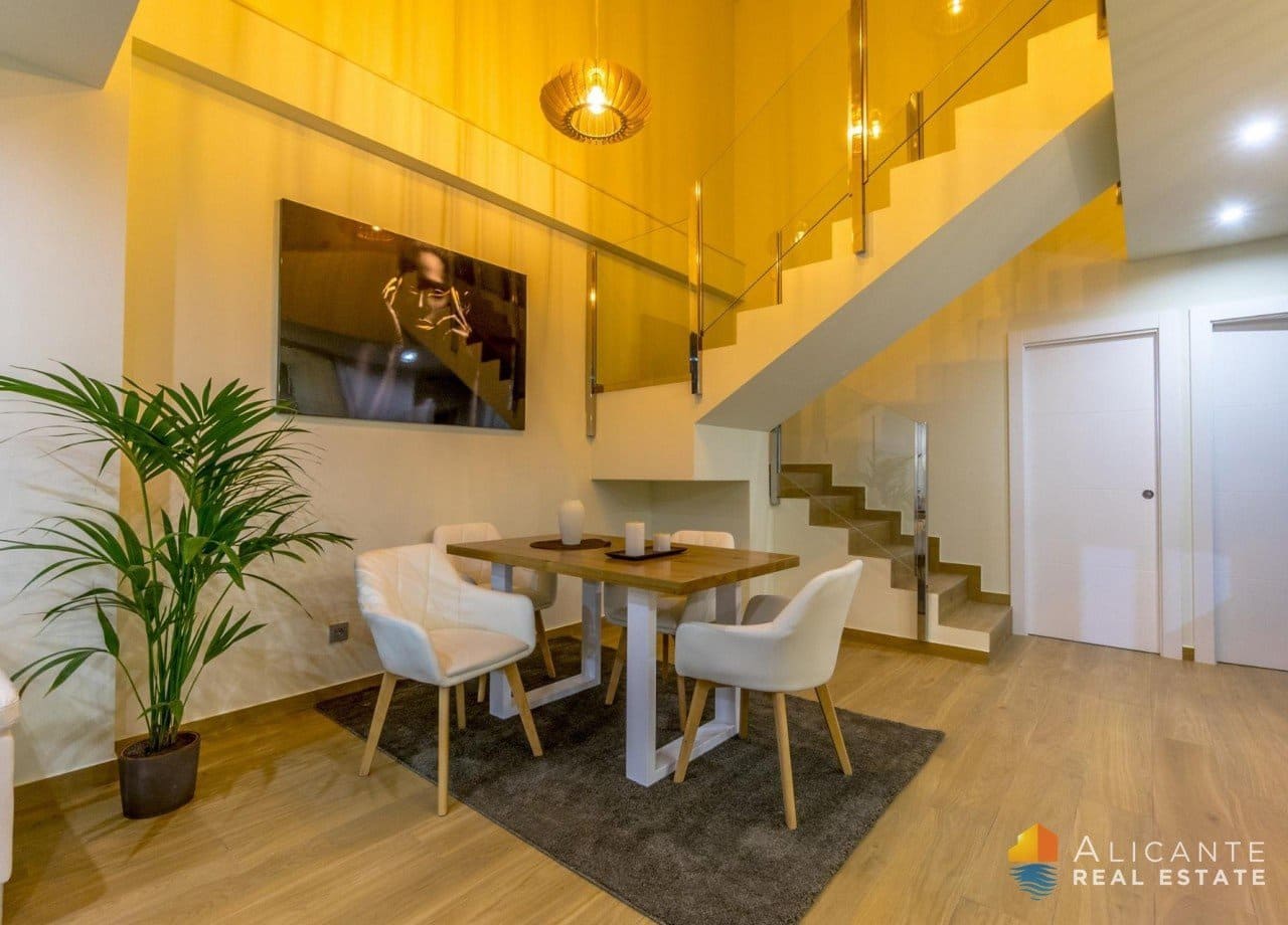 3 chambre Villa/Maison à vendre à Ciudad Quesada avec piscine - 649 000 € (Ref: 7765126)