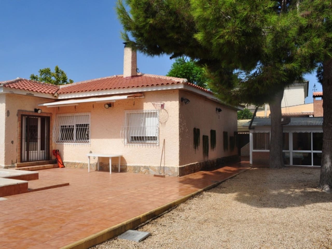 4 makuuhuone Maalaistalo myytävänä paikassa San Vicente / Sant Vicent del Raspeig mukana uima-altaan - 395 000 € (Ref: 7770699)