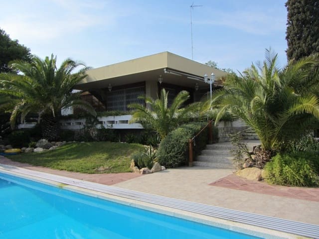 7 soveværelse Finca/Landehus til salg i Alicante by med swimmingpool - € 885.000 (Ref: 7776666)