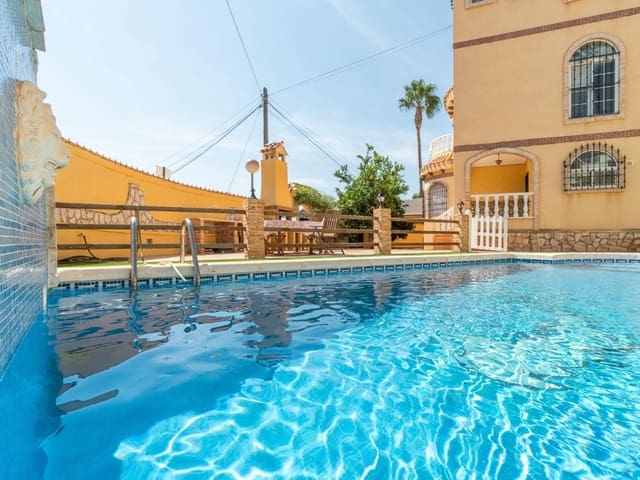 5 soveværelse Villa til salg i La Florida, Orihuela med swimmingpool - € 350.000 (Ref: 7849832)