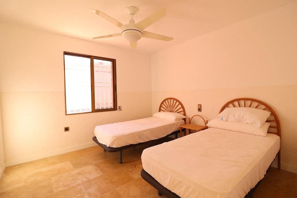 5 slaapkamer Villa te koop in Cabo Roig met zwembad - € 760.000 (Ref: 7884107)