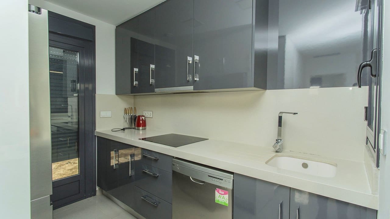 3 soveværelse Villa til salg i Orihuela Costa med swimmingpool garage - € 499.000 (Ref: 7887028)