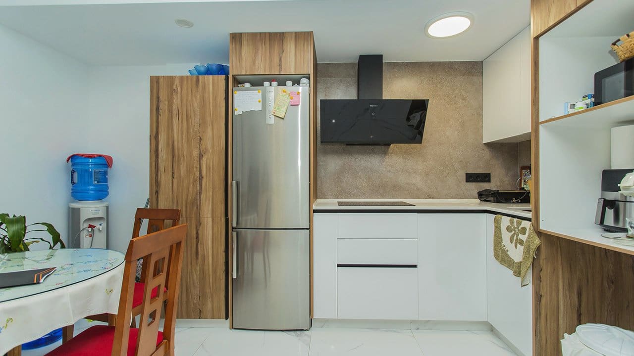 Apartamento de 3 habitaciones en Torrevieja en venta con piscina garaje - 308.500 € (Ref: 7941099)