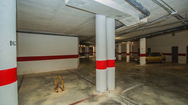 Garage zu verkaufen in Los Europeos, Torrevieja - 12.000 € (Ref: 7957292)