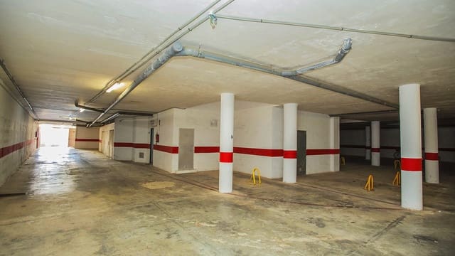 Garage zu verkaufen in Los Europeos, Torrevieja - 12.000 € (Ref: 7957292)