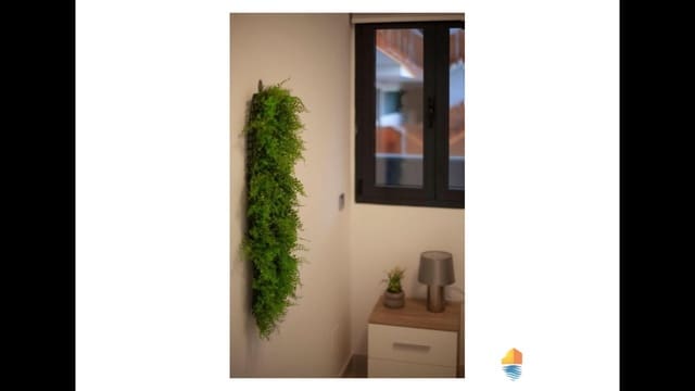 Apartamento de 2 habitaciones en Centro, Torrevieja en venta con piscina - 199.900 € (Ref: 7959310)