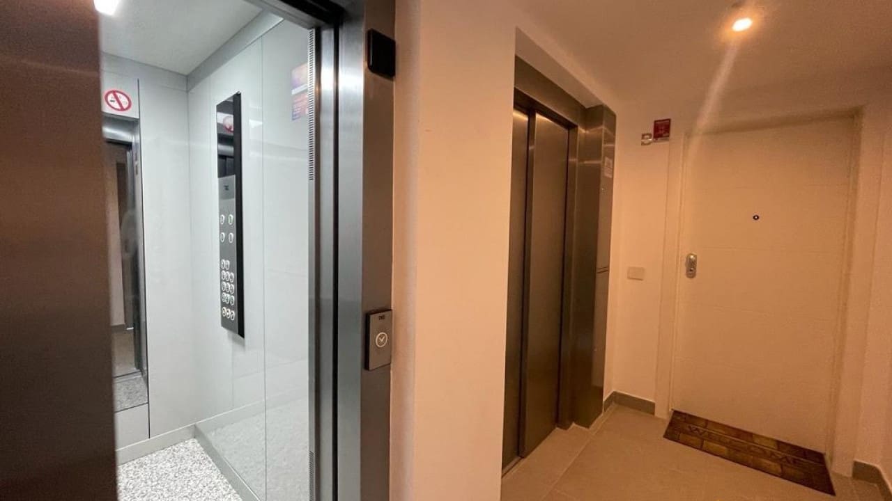 3 soveværelse Lejlighed til salg i Orihuela Costa med swimmingpool - € 699.900 (Ref: 7959312)