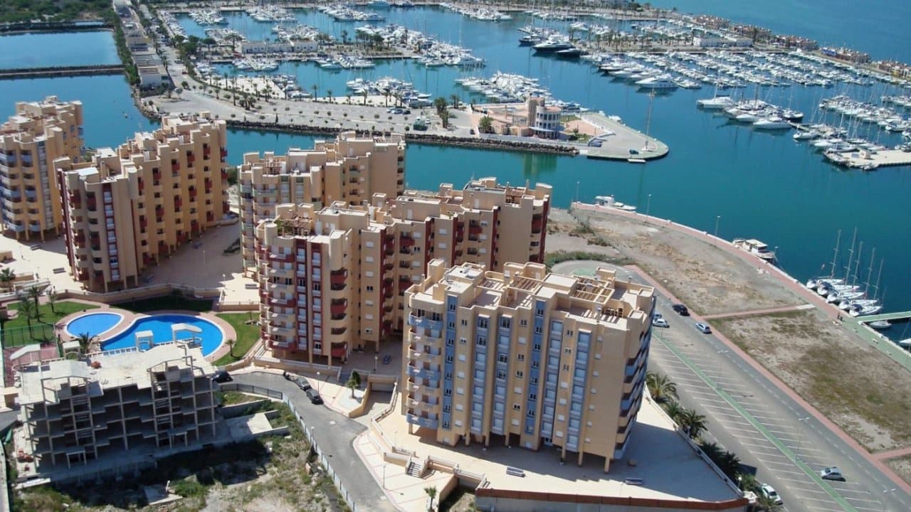 2 quarto Apartamento para venda em La Manga del Mar Menor com piscina - 213 259 € (Ref: 7961271)