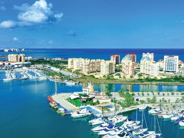 3 slaapkamer Appartement te koop in La Manga del Mar Menor met zwembad - € 240.052 (Ref: 7961272)