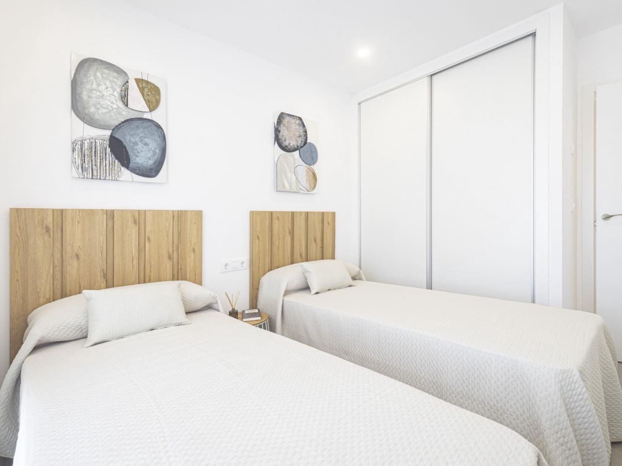 3 slaapkamer Appartement te koop in La Manga del Mar Menor met zwembad - € 240.052 (Ref: 7961272)