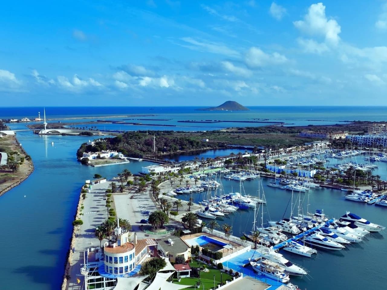 3 chambre Maison de Ville à vendre à La Manga del Mar Menor avec piscine - 270 631 € (Ref: 7961282)