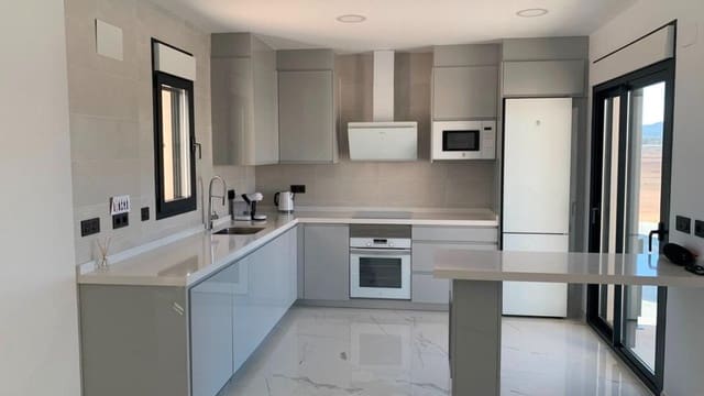 4 sovrum Villa till salu i Pinoso med pool - 518 000 € (Ref: 7971082)