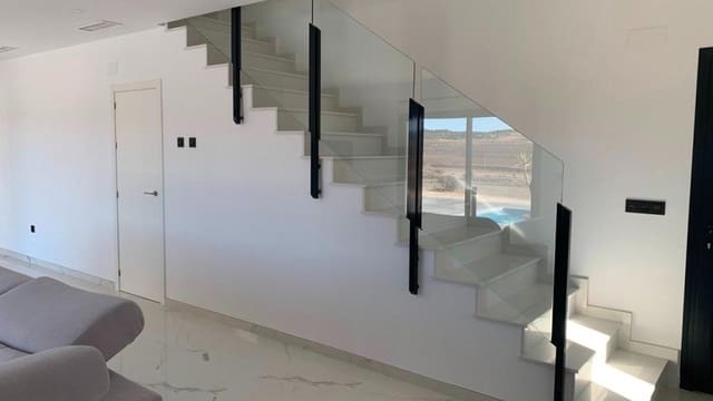 4 sovrum Villa till salu i Pinoso med pool - 518 000 € (Ref: 7971082)