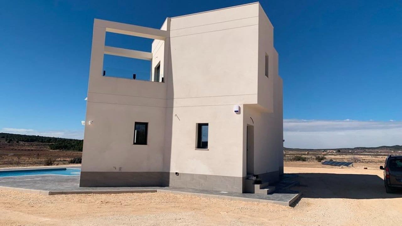 4 bedroom Villa for sale in Pinoso with pool - € 518,000 (Ref: 7971082)