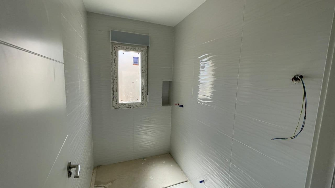 6 Zimmer Villa zu verkaufen in Pinoso mit Pool - 611.000 € (Ref: 7971085)