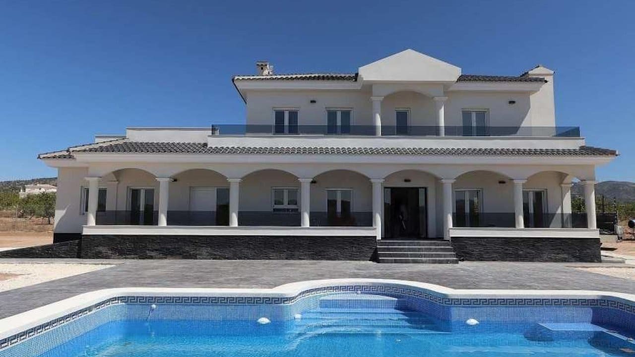 4 sovrum Villa till salu i Pinoso med pool - 547 000 € (Ref: 7971086)