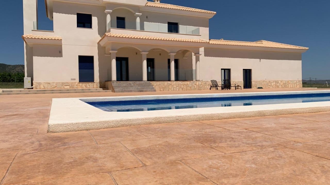 4 sovrum Villa till salu i Pinoso med pool - 547 000 € (Ref: 7971086)