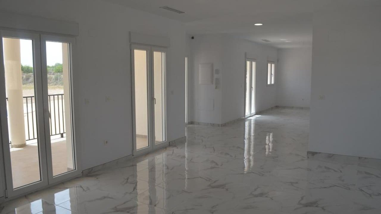 4 Zimmer Villa zu verkaufen in Pinoso mit Pool - 505.000 € (Ref: 7971087)