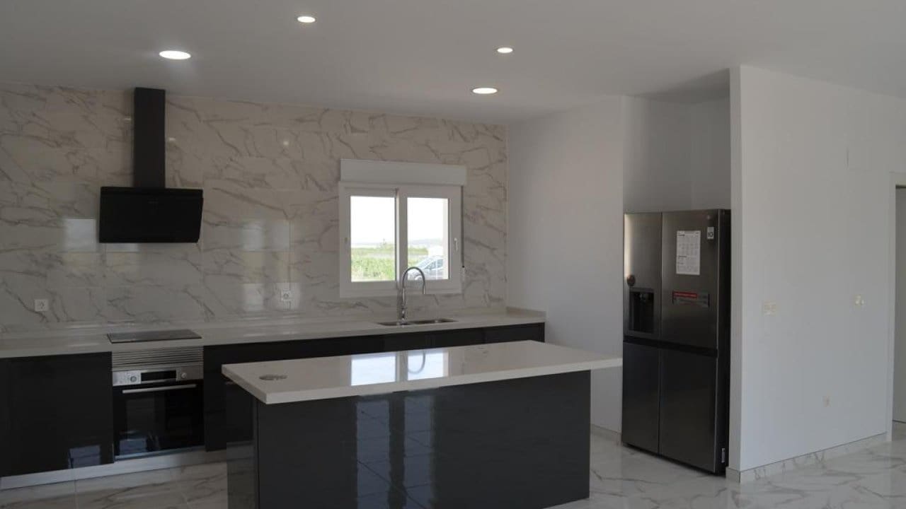 4 Zimmer Villa zu verkaufen in Pinoso mit Pool - 505.000 € (Ref: 7971087)