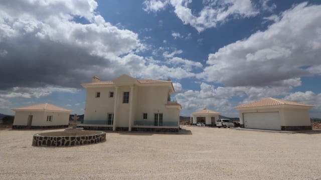 4 sovrum Villa till salu i Pinoso med pool - 423 000 € (Ref: 7971088)