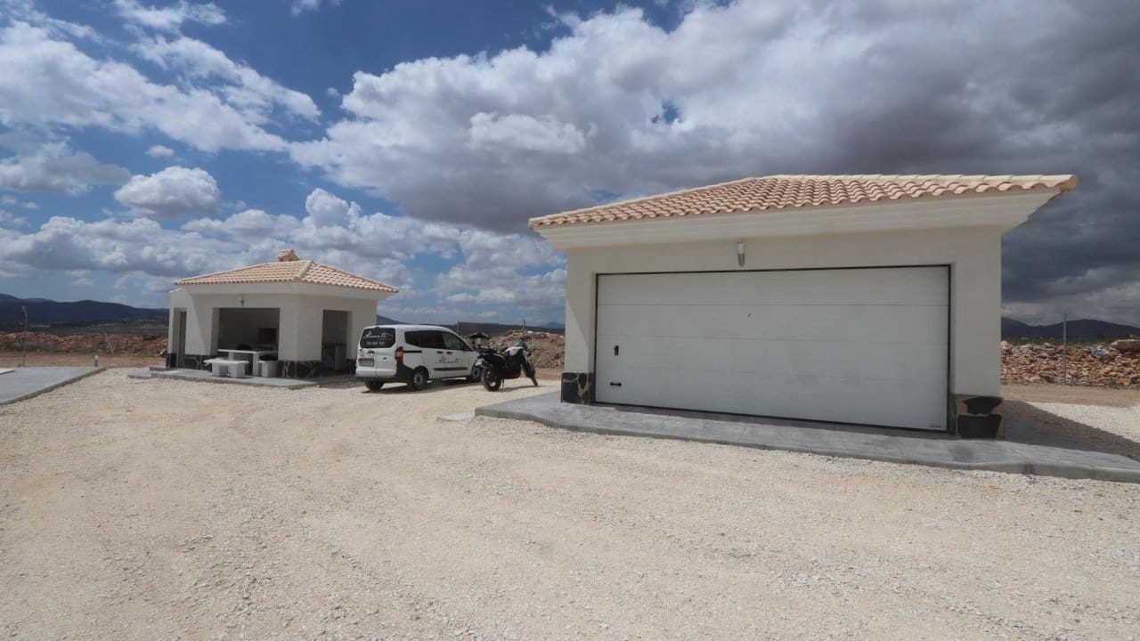 4 sovrum Villa till salu i Pinoso med pool - 423 000 € (Ref: 7971088)