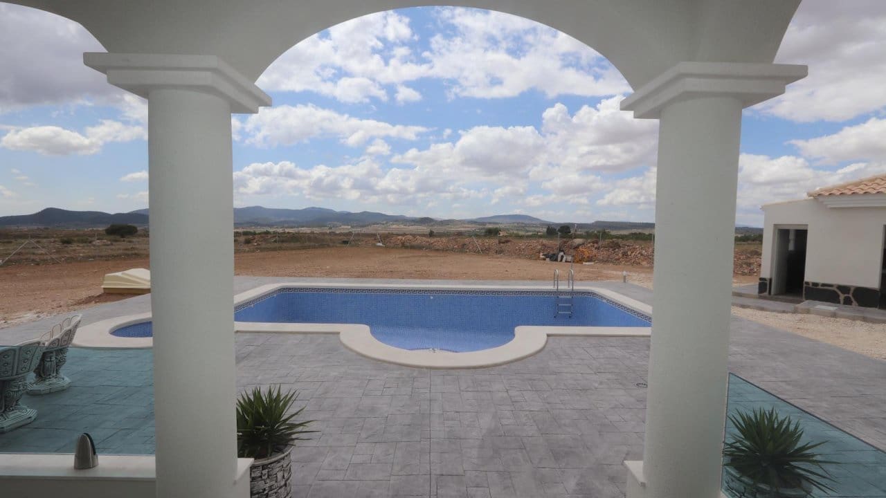 4 sovrum Villa till salu i Pinoso med pool - 423 000 € (Ref: 7971088)