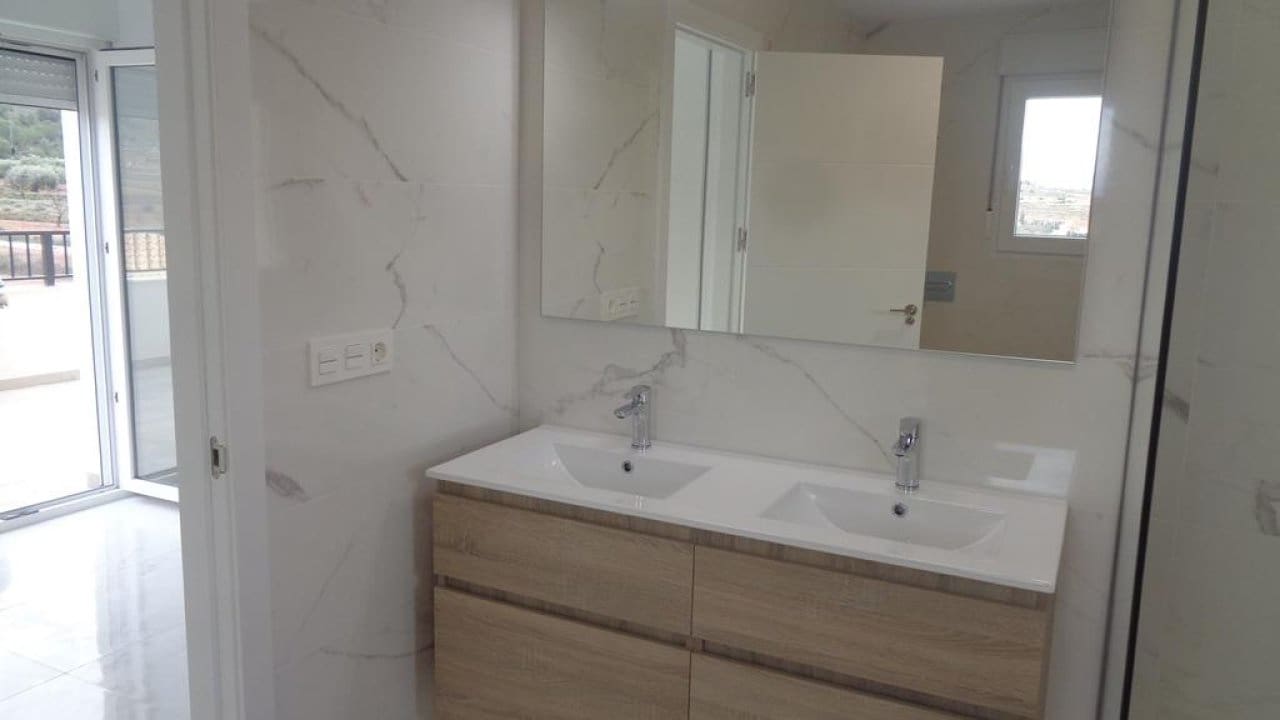 4 sovrum Villa till salu i Pinoso med pool - 423 000 € (Ref: 7971088)