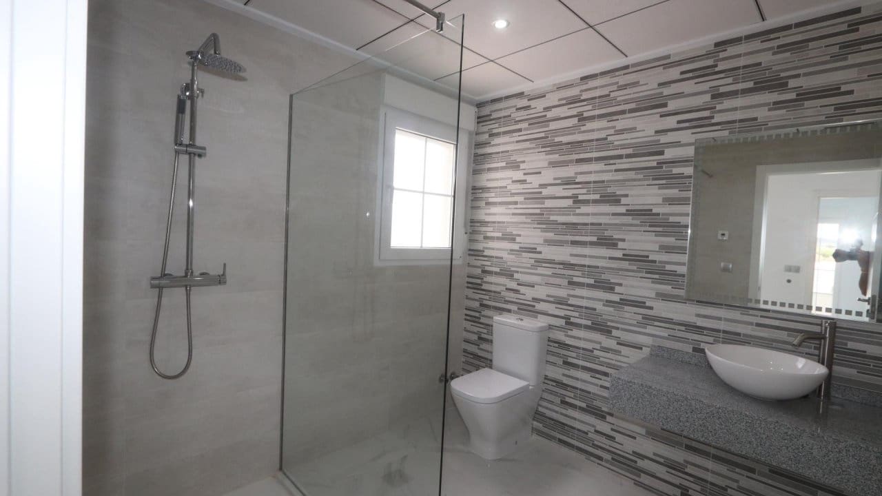 4 sovrum Villa till salu i Pinoso med pool - 423 000 € (Ref: 7971088)