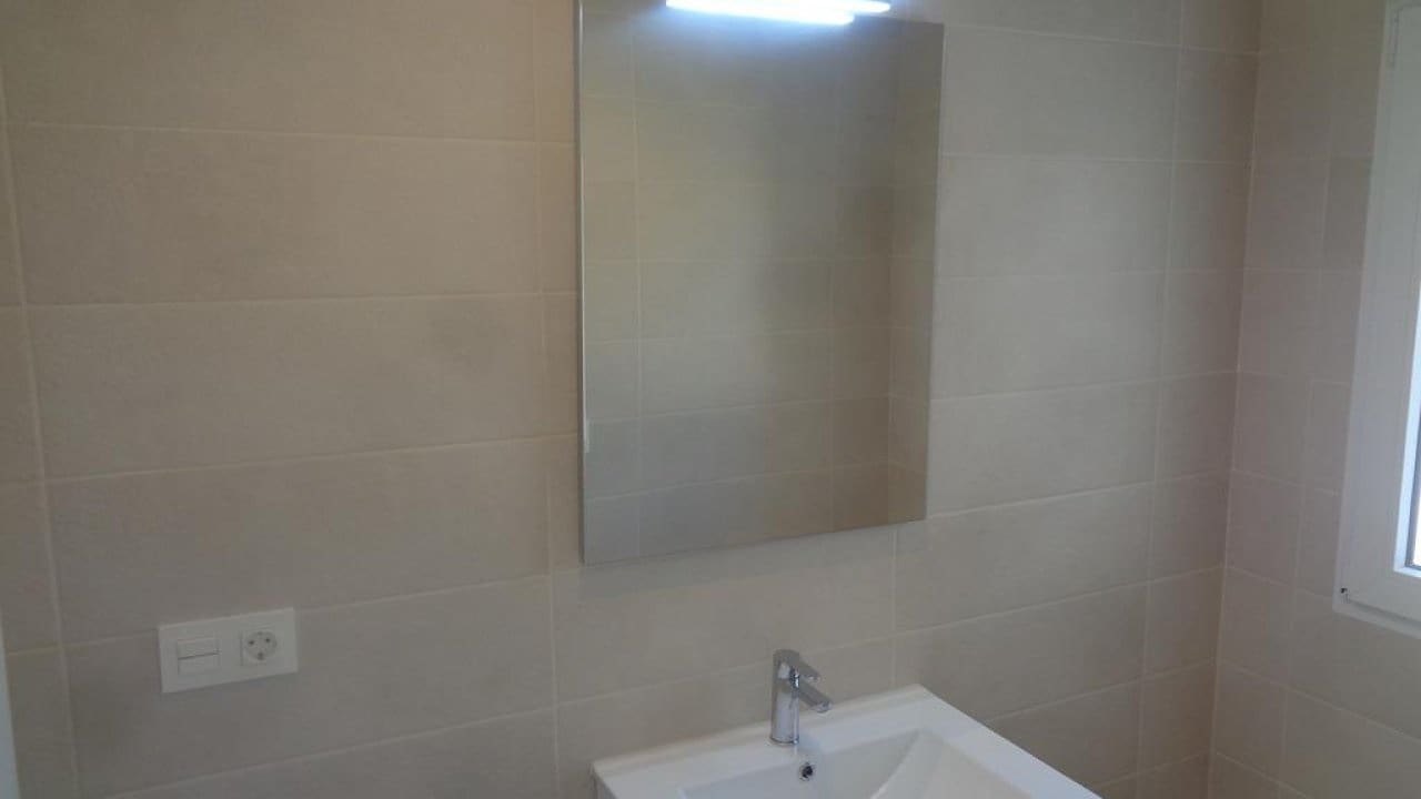 4 Zimmer Villa zu verkaufen in Pinoso mit Pool - 397.000 € (Ref: 7971089)