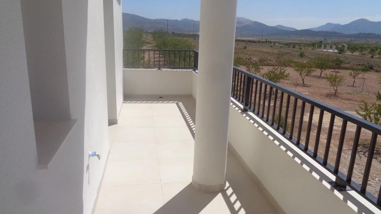 4 Zimmer Villa zu verkaufen in Pinoso mit Pool - 397.000 € (Ref: 7971089)