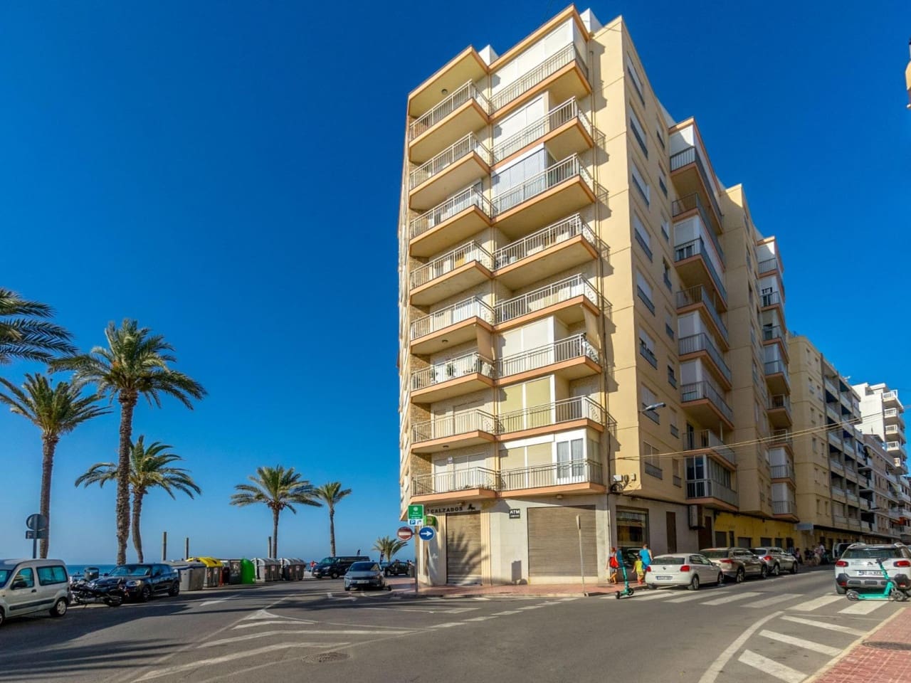 4 makuuhuone Huoneisto myytävänä paikassa Torrevieja - 379 000 € (Ref: 8515122)