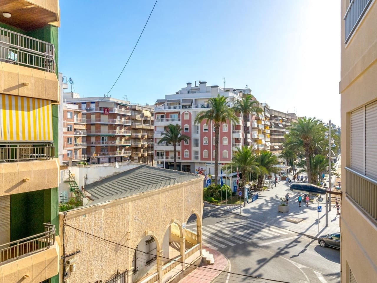 4 makuuhuone Huoneisto myytävänä paikassa Torrevieja - 379 000 € (Ref: 8515122)