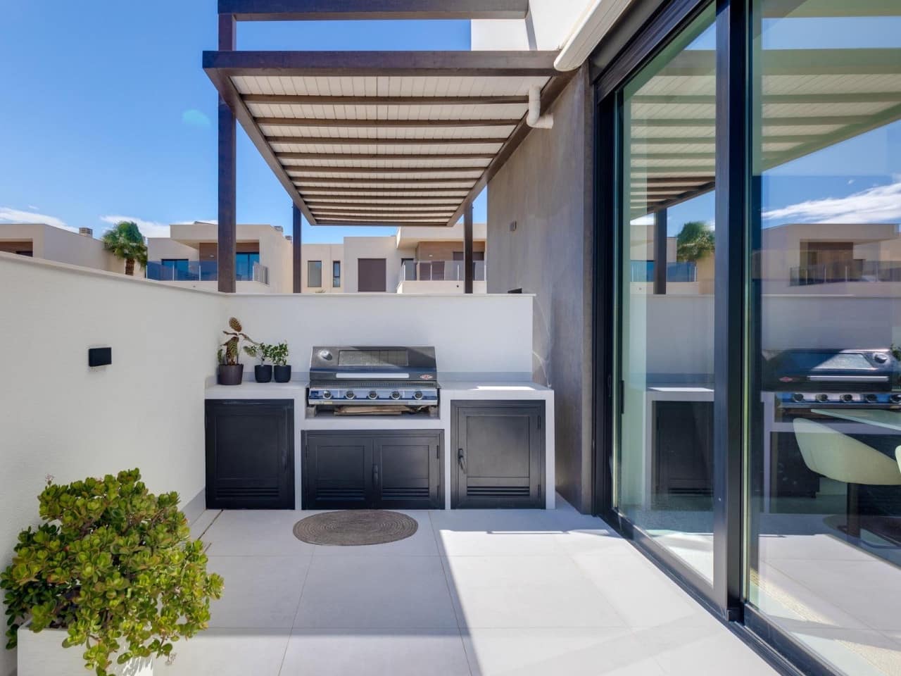 3 soverom Villa til salgs i Pilar de la Horadada med svømmebasseng garasje - € 594 000 (Ref: 8515242)