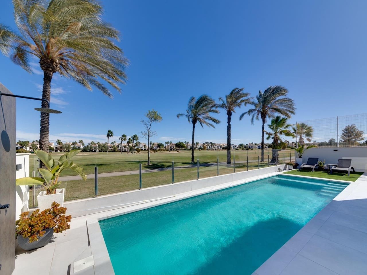 3 soverom Villa til salgs i Pilar de la Horadada med svømmebasseng garasje - € 594 000 (Ref: 8515242)