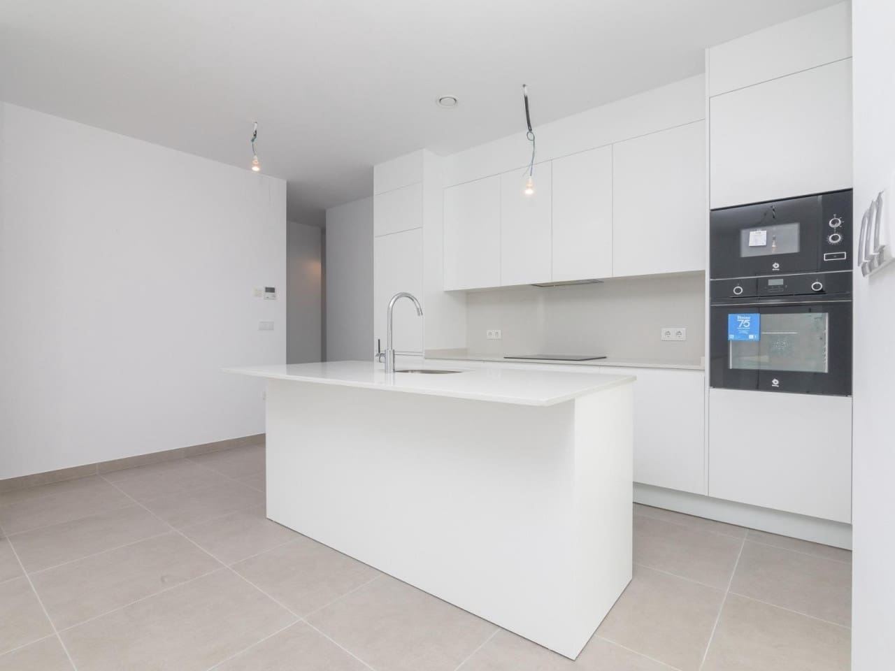 3 makuuhuone Huvila myytävänä paikassa Polop mukana uima-altaan 
autotalli - 585 000 € (Ref: 8515285)