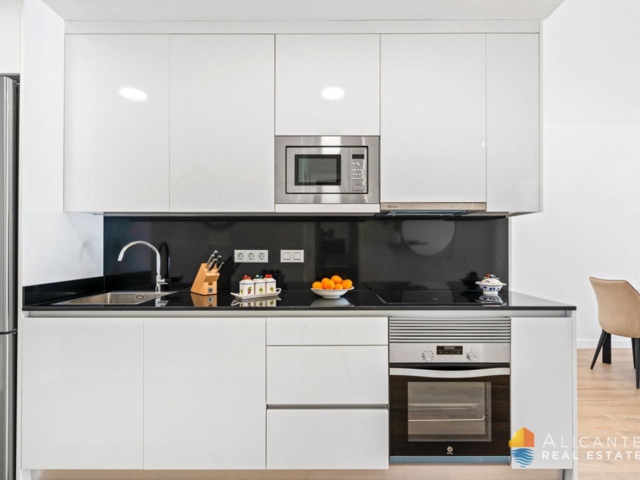 2 chambre Appartement à vendre à Villamartin avec piscine - 425 000 € (Ref: 8515291)