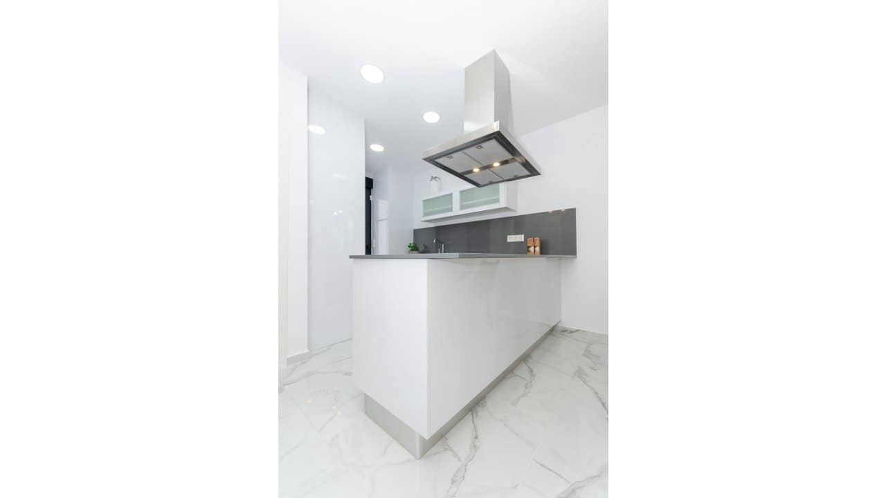 3 chambre Villa/Maison à vendre à Torrevieja avec piscine - 409 000 € (Ref: 8515304)