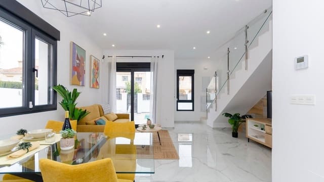 3 chambre Villa/Maison à vendre à El Chaparral - La Siesta - La Torreta, Torrevieja avec piscine - 409 000 € (Ref: 8515304)