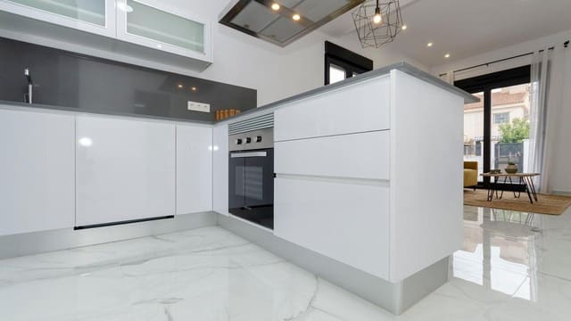 3 chambre Villa/Maison à vendre à El Chaparral - La Siesta - La Torreta, Torrevieja avec piscine - 409 000 € (Ref: 8515304)