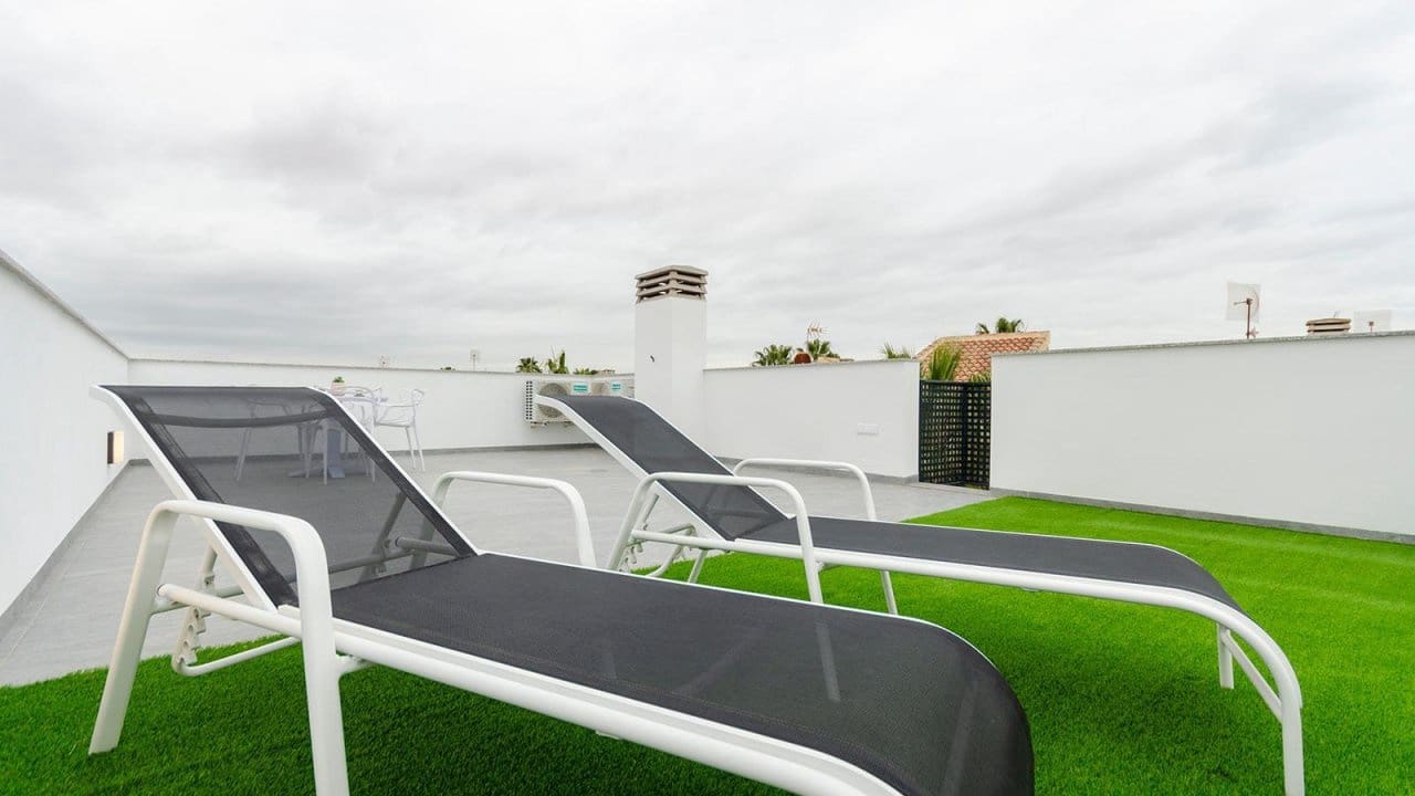 3 chambre Villa/Maison à vendre à Torrevieja avec piscine - 409 000 € (Ref: 8515304)